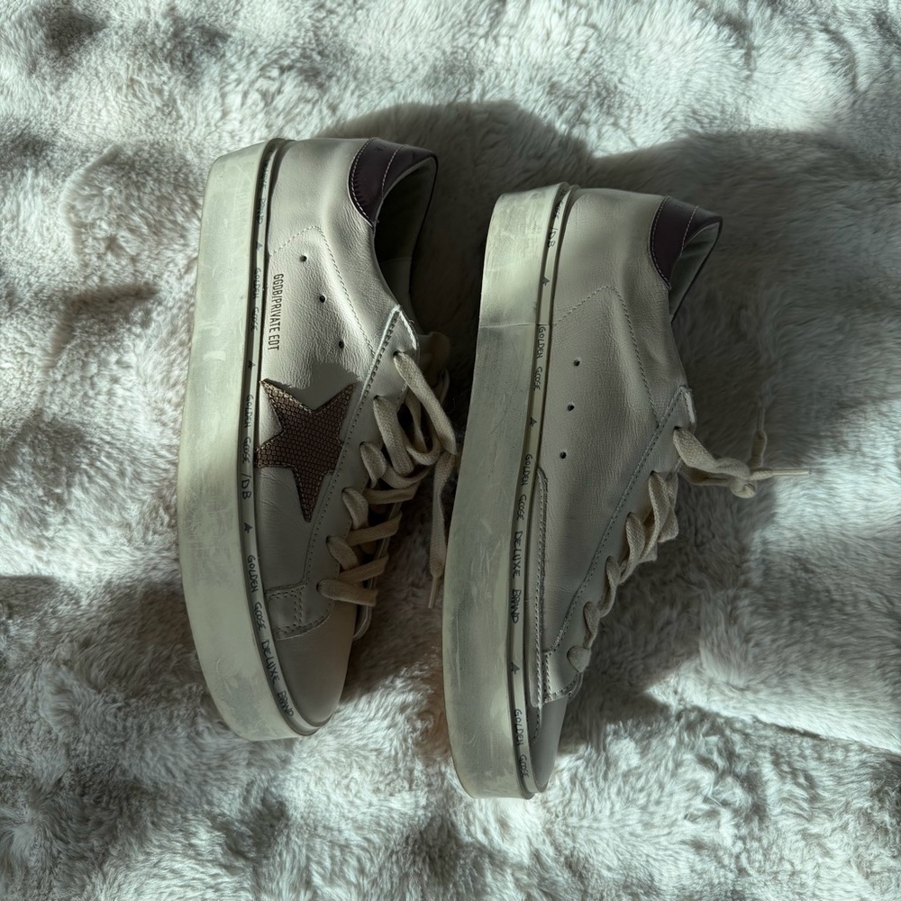 Golden Goose Hi Star Low Top Platform Sneaker - Picture 3 of 7